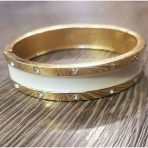 Gold clamp bangle bracelet